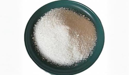 2,4,6-三甲氧基苯甲醛的酸催化反应特性与机制